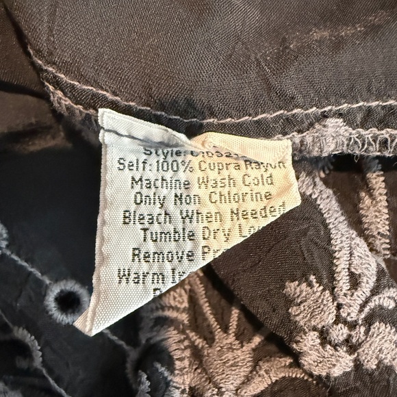 Johnny Was Black and Gray Embroidered Blouse - Picture 6 of 6